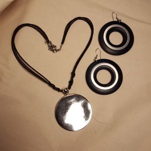 Necklace and earring sets